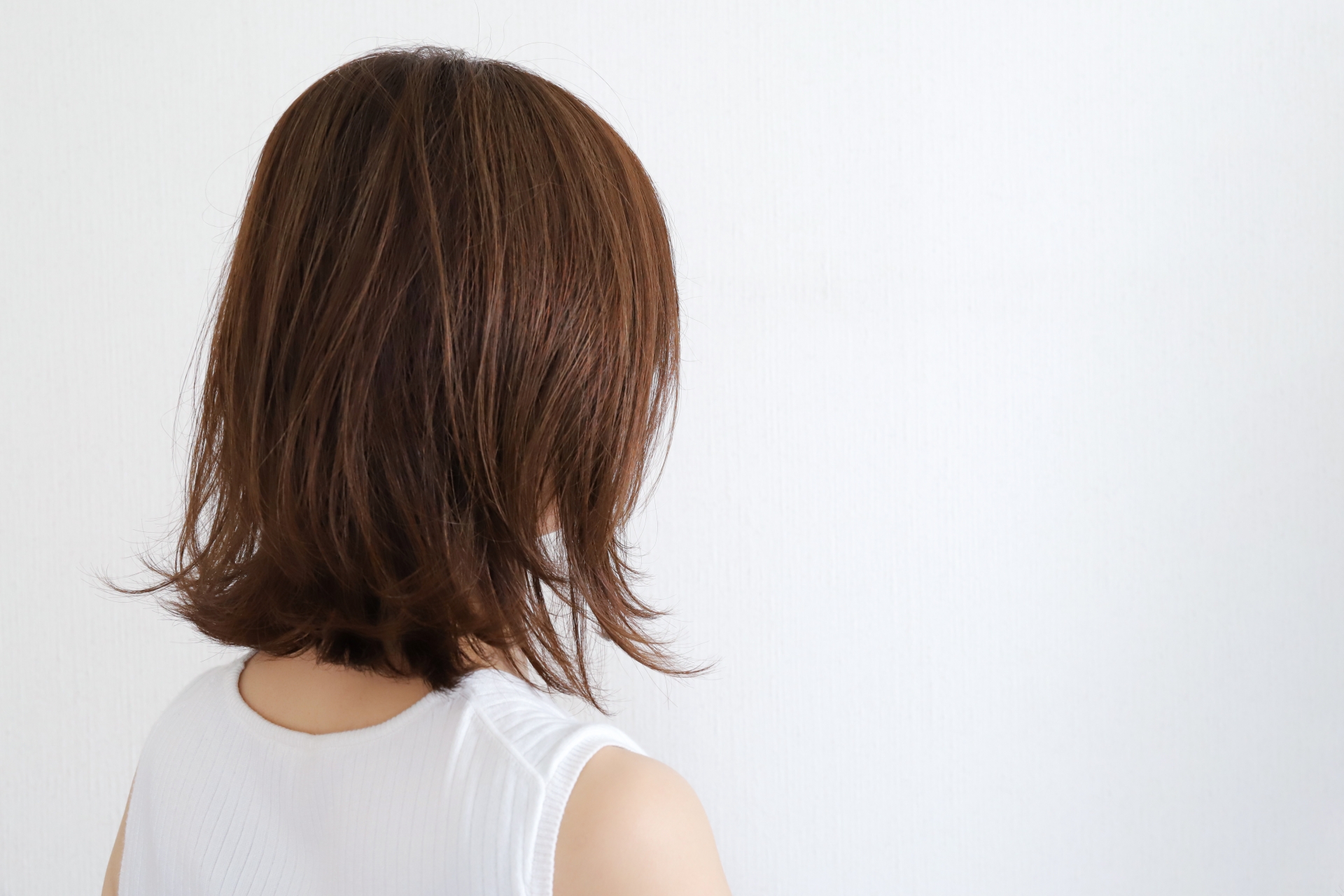 白髪ぼかしって何？白髪染めとの違いについて